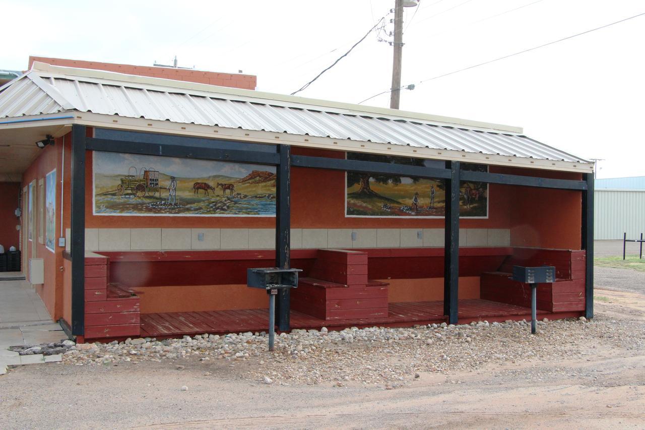 Western Motel Shamrock Exterior photo